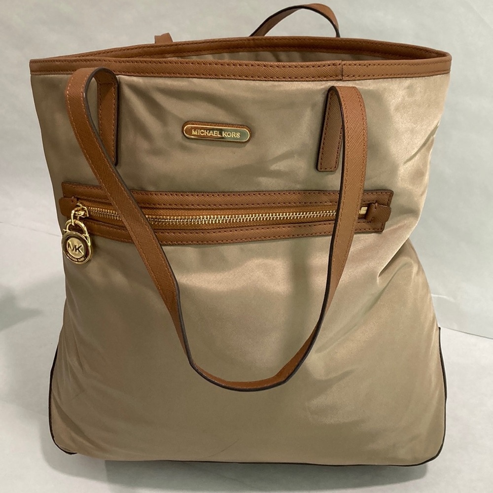 Michael Kors Tote Excellent Condition
